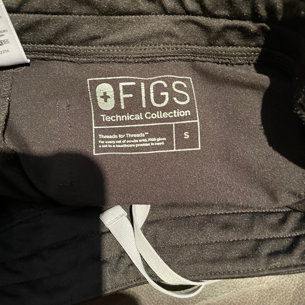 Women’s Black Figs Pants/Joggers small